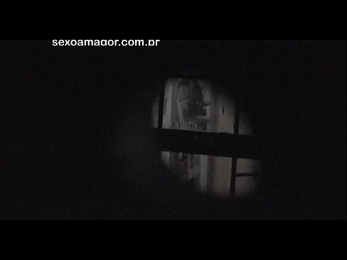 ❤️ Блондинку тайно снимает на видео соседский вуайерист, спрятанный за полыми кирпичами ❤❌ Порнуха на нашем сайте sexygirlspics.ru